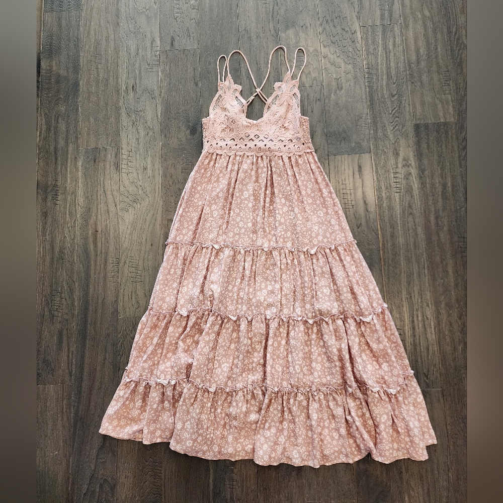 Chrysanthemum Maxi pale pink dress. Size L